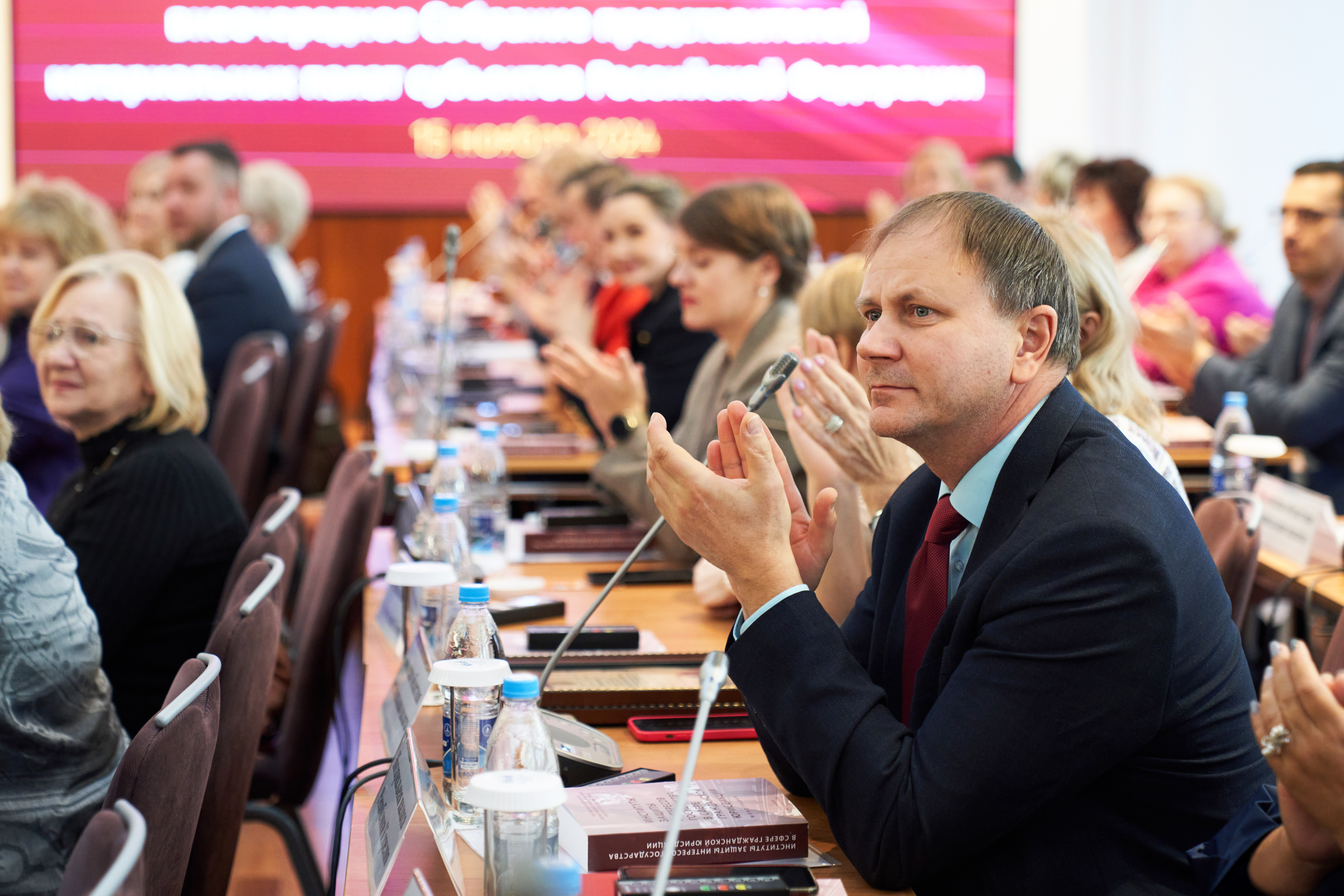 В Москве прошло внеочередное собрание представителей нотариальных палат субъектов РФ
