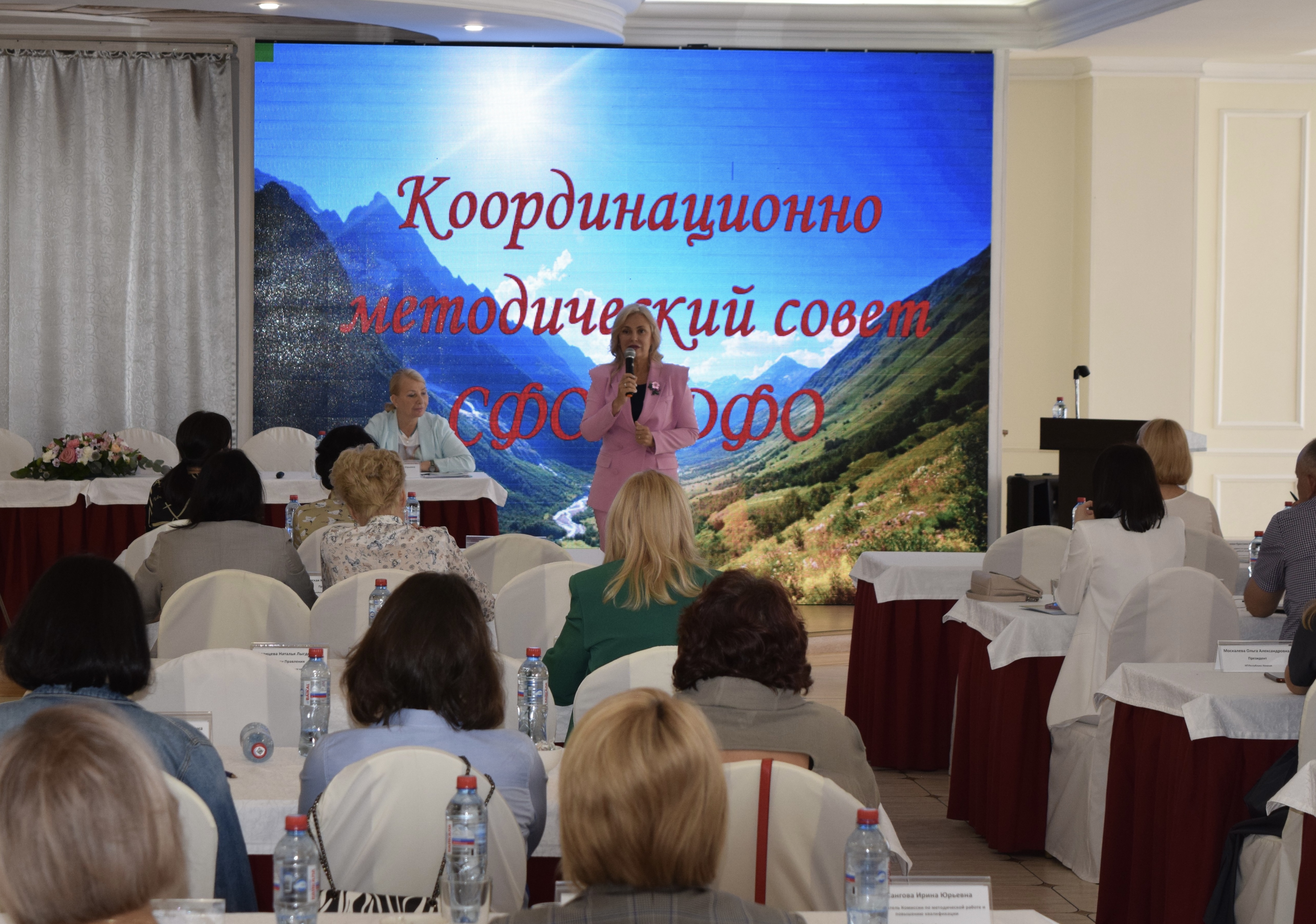 Архивы, банкротство, сделки с участием несовершеннолетних – темы КМС нотариусов из Сибири и Дальнего Востока